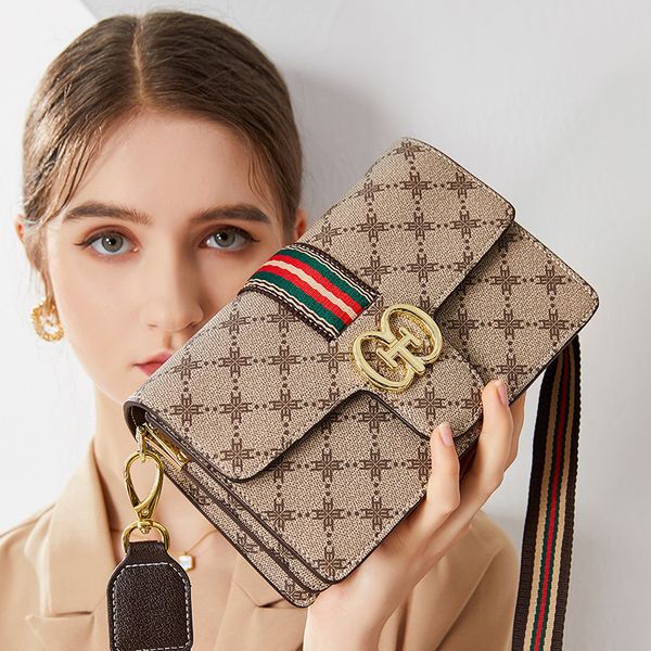 bag women's spring and summer new 55% off fashion versatile messenger small simple square luxury designer handbag shoulder bags
bag women's spring and summer new 55% off fashion versatile messenger small simple square luxury designer handbag shoulder bags
