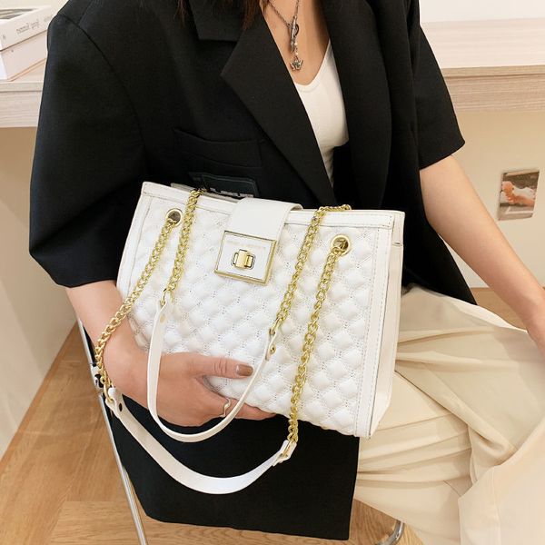 bag 2022 spring summer new fashion leather rhomboid one shoulder large tote messenger handbag chain cross bags
bag 2022 spring summer new fashion leather rhomboid one shoulder large tote messenger handbag chain cross bags