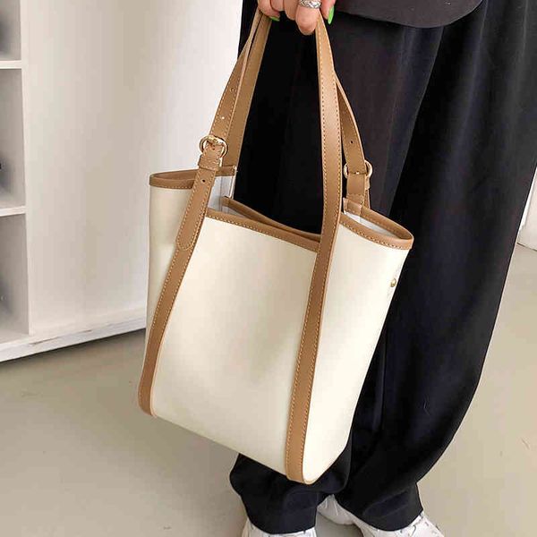 fashion women's new high-quality versatile bag luxury designer large capacity foreign style large 2022 spring and summer popular niche
fashion women's new high-quality versatile bag luxury designer large capacity foreign style large 2022 spring and summer popular niche