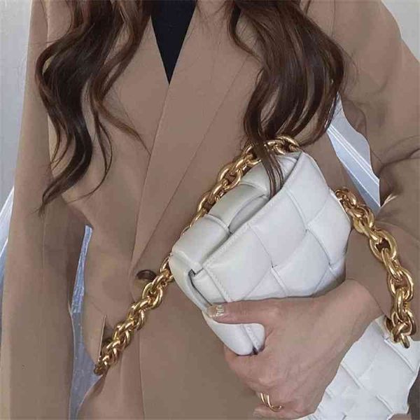 original edition brand handbags venetas's designer bag bottegass thick chain metal handbag pillow soft leather crossbar woven small squ
original edition brand handbags venetas's designer bag bottegass thick chain metal handbag pillow soft leather crossbar woven small squ