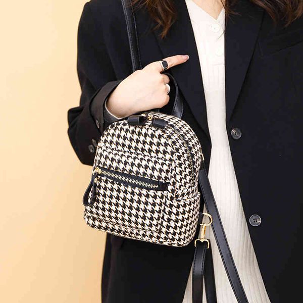 purses backpack women's small backpack version versatile simple style women's shopping and commuting, Red;black
purses backpack women's small backpack version versatile simple style women's shopping and commuting, Red;black