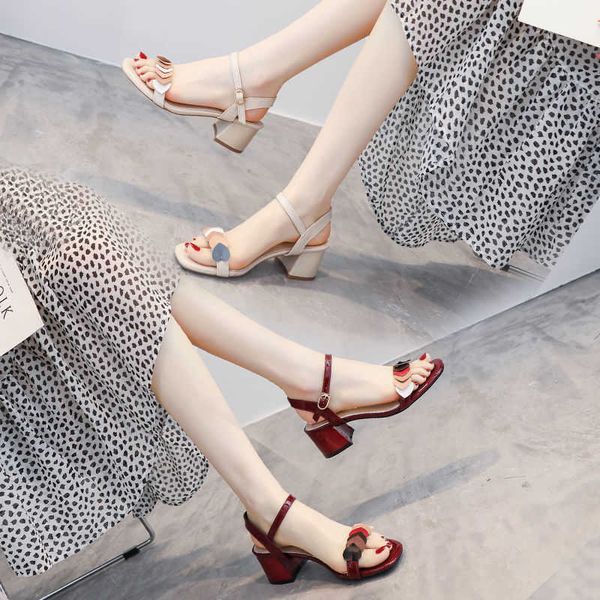 elling ladies real soft leather high-grade sandals women 2022 new fashion in summer wear high heels outside fairy wind medium 5cm chunky hee, Black
elling ladies real soft leather high-grade sandals women 2022 new fashion in summer wear high heels outside fairy wind medium 5cm chunky hee, Black