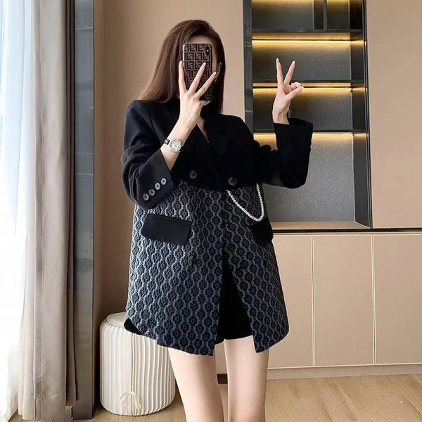 818 womens suits blazers fashion women suit designer clothes blazer with full letters 2022 spring new released, White;black
818 womens suits blazers fashion women suit designer clothes blazer with full letters 2022 spring new released, White;black