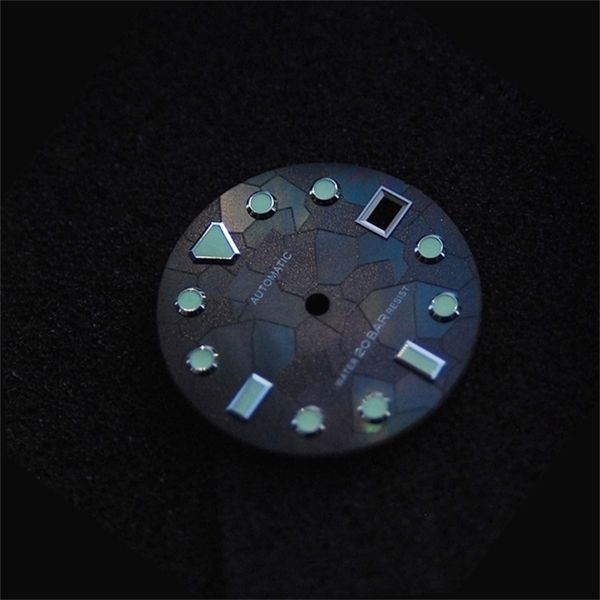 green luminous dial modified accessories balck mop dial shell splicing for nh35 nh36 7s26 skx007 28 5mm 220624
green luminous dial modified accessories balck mop dial shell splicing for nh35 nh36 7s26 skx007 28 5mm 220624