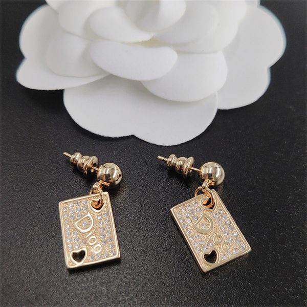 80% off wholesale shop new personalized design tag inlaid with diamond love pendant silver earrings, Golden
80% off wholesale shop new personalized design tag inlaid with diamond love pendant silver earrings, Golden