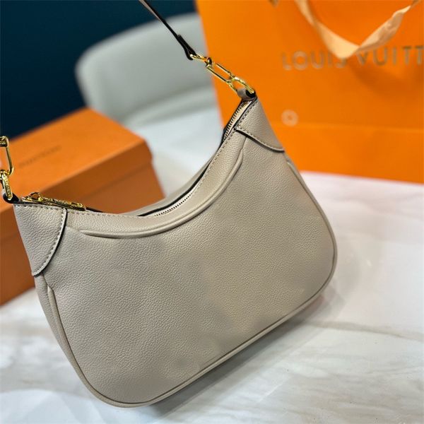 2022 5a luxury new fashion women handbags ladies designer composite bags lady clutch bag shoulder tote female purse wallet famous classic fa, Red;black
2022 5a luxury new fashion women handbags ladies designer composite bags lady clutch bag shoulder tote female purse wallet famous classic fa, Red;black