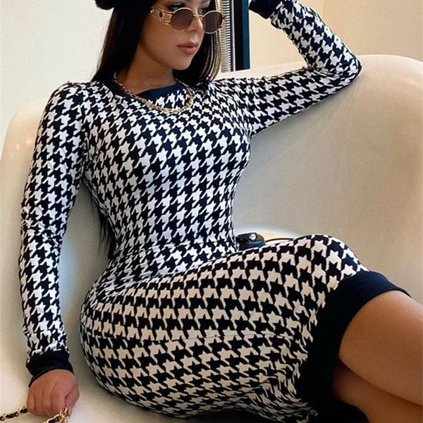 dulzura houndstooth print women long sleeve midi dress hollow out bodycon streetwear autumn winter club elegant slim 220816, White;black
dulzura houndstooth print women long sleeve midi dress hollow out bodycon streetwear autumn winter club elegant slim 220816, White;black