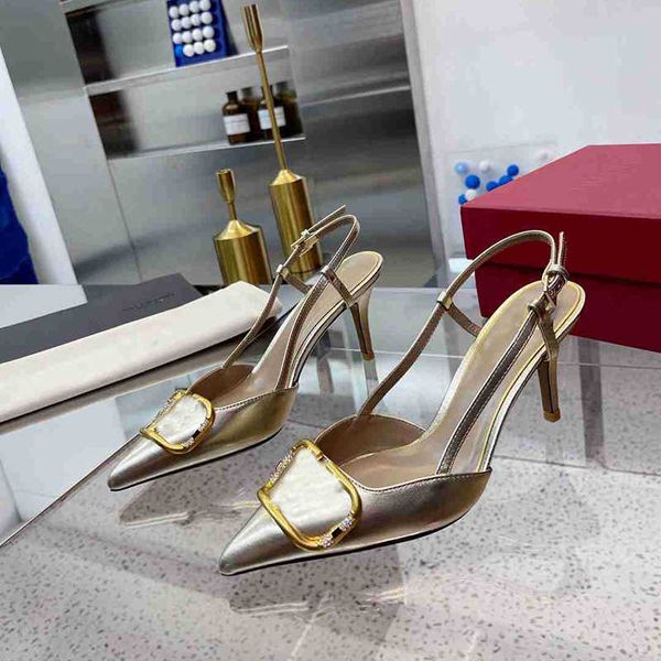 pointed toe wedding dress shoes luxury rhinestone buckle designer party women pumps 4.5cm 7.5cm stiletto heels shoe, Black
pointed toe wedding dress shoes luxury rhinestone buckle designer party women pumps 4.5cm 7.5cm stiletto heels shoe, Black