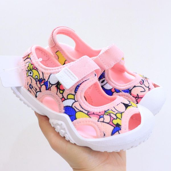 2022 fashion infant designer sandals toddler slippers runner baotou sandals girl boys pink white print rubber cotton fabrc running outdoors, Black
2022 fashion infant designer sandals toddler slippers runner baotou sandals girl boys pink white print rubber cotton fabrc running outdoors, Black