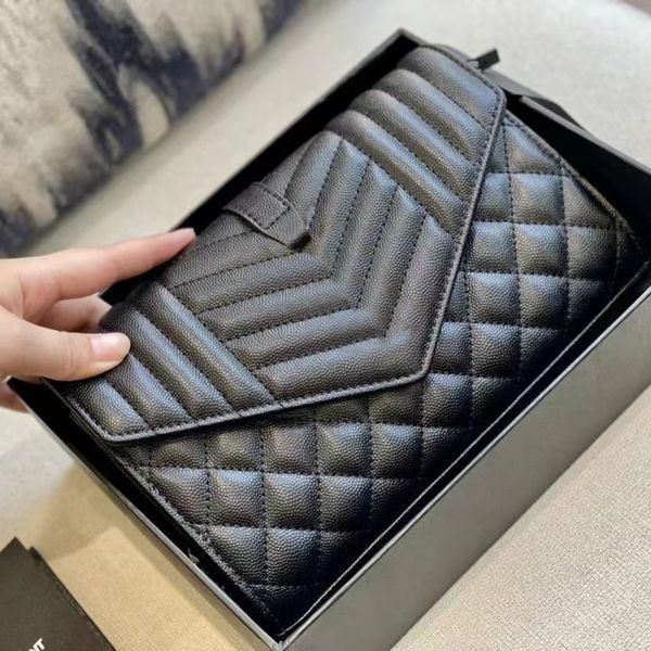 women luxurys totes caviar chains wallets purse fashion messenger bag leather clutch designers shoulder lady handbags crossbody
women luxurys totes caviar chains wallets purse fashion messenger bag leather clutch designers shoulder lady handbags crossbody