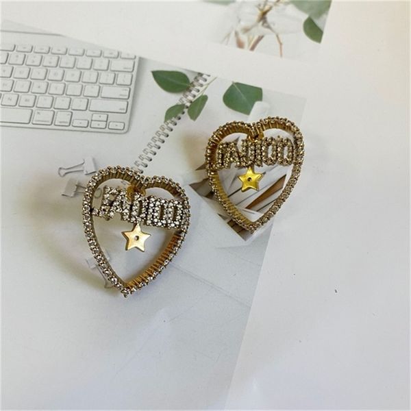2022 20% off designer jewelry di d family love diamond inlaid ja letter small wind women's net red wind star earrings, Golden
2022 20% off designer jewelry di d family love diamond inlaid ja letter small wind women's net red wind star earrings, Golden