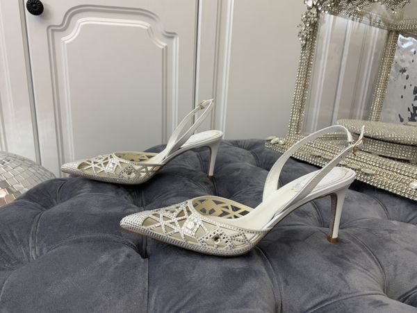 fashion new spring and summer diamond series fashion hollowed out square gems embellished with pointed lady's dress high-heeled sandals, Black
fashion new spring and summer diamond series fashion hollowed out square gems embellished with pointed lady's dress high-heeled sandals, Black