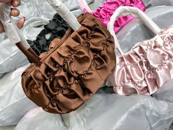 designer bags west queen's pleated handbag luxuries designers women pouch hobo satin shoulder bag sara saturn retro cloud purse
designer bags west queen's pleated handbag luxuries designers women pouch hobo satin shoulder bag sara saturn retro cloud purse