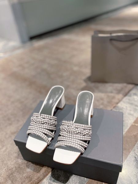 women summer sandals chunky heel plain toes slipper beautiful appearance simple and elegant, Black
women summer sandals chunky heel plain toes slipper beautiful appearance simple and elegant, Black