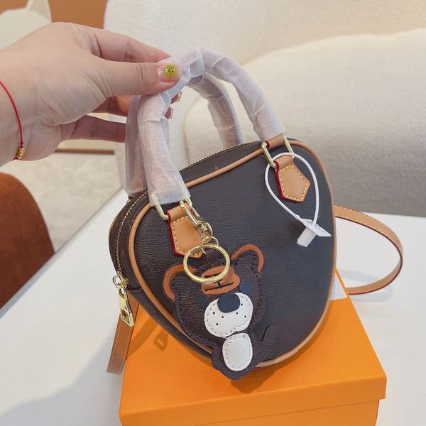 womens luxury design classic mini heart shaped quilted waist bags crossbody shoulder hardware outdoor cute cosmetic with pendant
womens luxury design classic mini heart shaped quilted waist bags crossbody shoulder hardware outdoor cute cosmetic with pendant