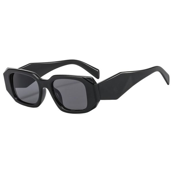 2022 p letter fashion designer sunglasses goggle beach sun glasses for man woman 7 color optional good quality2448, White;black
2022 p letter fashion designer sunglasses goggle beach sun glasses for man woman 7 color optional good quality2448, White;black