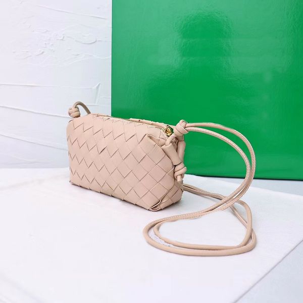 womens designer bag cassette shoulder botegas bags luxurys crossbody one mini intrecciato woven leather batega zipper composite suede lining
womens designer bag cassette shoulder botegas bags luxurys crossbody one mini intrecciato woven leather batega zipper composite suede lining