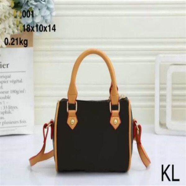 2022 fashion women mini version bags designers shoulder bag handbags crossbody fashion leather totes vintage printed
2022 fashion women mini version bags designers shoulder bag handbags crossbody fashion leather totes vintage printed