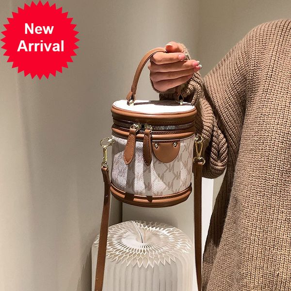 tide brand wholesale small new handbag single messenger cylinder female fashion trend shoulder crossbody bags
tide brand wholesale small new handbag single messenger cylinder female fashion trend shoulder crossbody bags