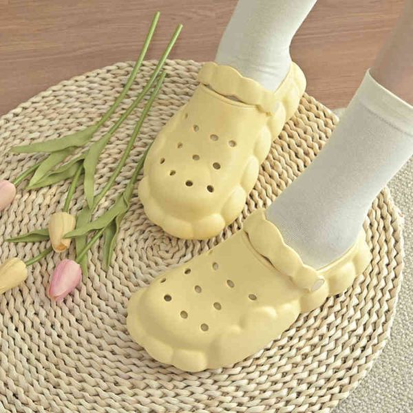 summer new sandals women wear non slip outside the bathroom ladies eva simple beach shoes anti stink step shit feeling ks523 t220728, Black
summer new sandals women wear non slip outside the bathroom ladies eva simple beach shoes anti stink step shit feeling ks523 t220728, Black