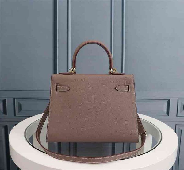 luxury handbag women bags designer mini leather shoulder bag small elegant hand bag ladies messenger bags y220411
luxury handbag women bags designer mini leather shoulder bag small elegant hand bag ladies messenger bags y220411