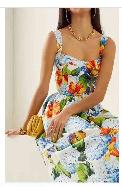 casual dresses australia spring and summer suspender holiday style printed waist closing large swing dress, Black;gray
casual dresses australia spring and summer suspender holiday style printed waist closing large swing dress, Black;gray