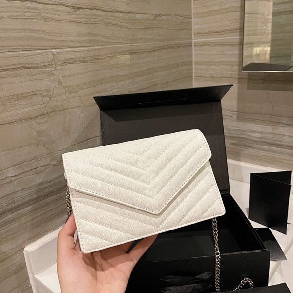 women luxurys shoulder bags purses real leather white black purses crossbody bags chain wallet flower messenger cross body bag
women luxurys shoulder bags purses real leather white black purses crossbody bags chain wallet flower messenger cross body bag