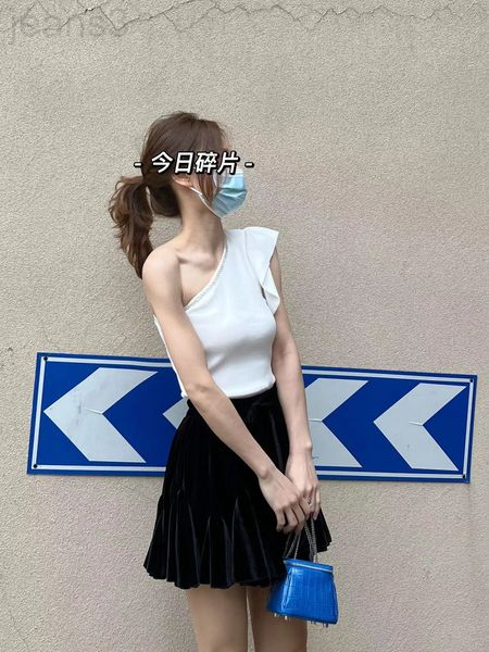 women's tanks & camis designer one shoulder design vest with wood ear edge stitching female xiaoxiangfeng temperament celebrity ice sil, White
women's tanks & camis designer one shoulder design vest with wood ear edge stitching female xiaoxiangfeng temperament celebrity ice sil, White