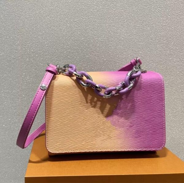 bags designer new water corrugated gradient color retro fashion versatile armpit bag chain oblique shoulder
bags designer new water corrugated gradient color retro fashion versatile armpit bag chain oblique shoulder
