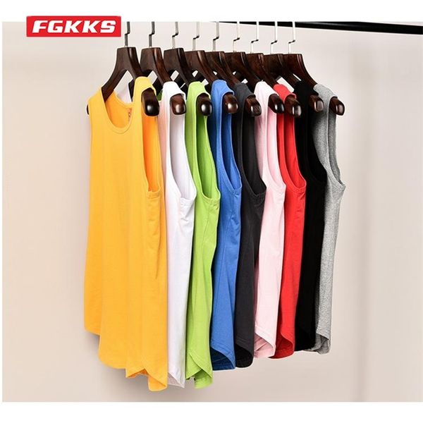 fgkks men' cotton solid color tanks long section sports sleeveless vest combed loose casual wild tank male 220426, White;black
fgkks men' cotton solid color tanks long section sports sleeveless vest combed loose casual wild tank male 220426, White;black