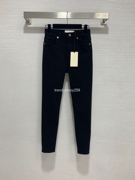 women's jeans autumn back hip white letter embroidered waist leather brand decorative high elastic 9-point jeans, Blue
women's jeans autumn back hip white letter embroidered waist leather brand decorative high elastic 9-point jeans, Blue