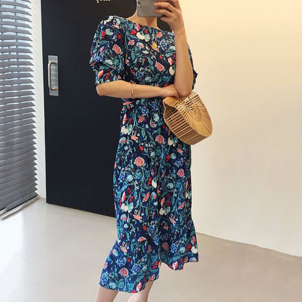 fashion flower dresses trumpet mermaid women dress vintage back hollow out robe femme waist puff sleeve vestidos 210506, Black;gray
fashion flower dresses trumpet mermaid women dress vintage back hollow out robe femme waist puff sleeve vestidos 210506, Black;gray