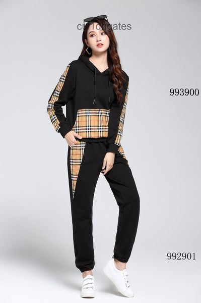 2022 designer b br t shirt 2022 autumn new splicing women's sports coat fashion leisure temperament trendy brand leggings suit, White
2022 designer b br t shirt 2022 autumn new splicing women's sports coat fashion leisure temperament trendy brand leggings suit, White
