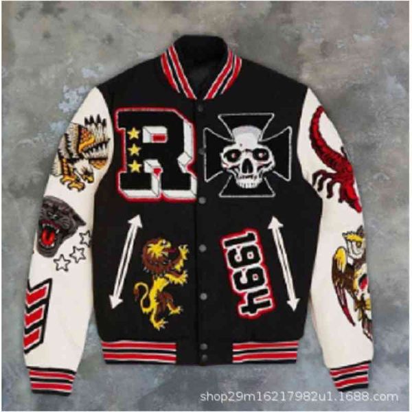 2021 autumn and winter selling new fleece printed baseball suit, Black;brown
2021 autumn and winter selling new fleece printed baseball suit, Black;brown