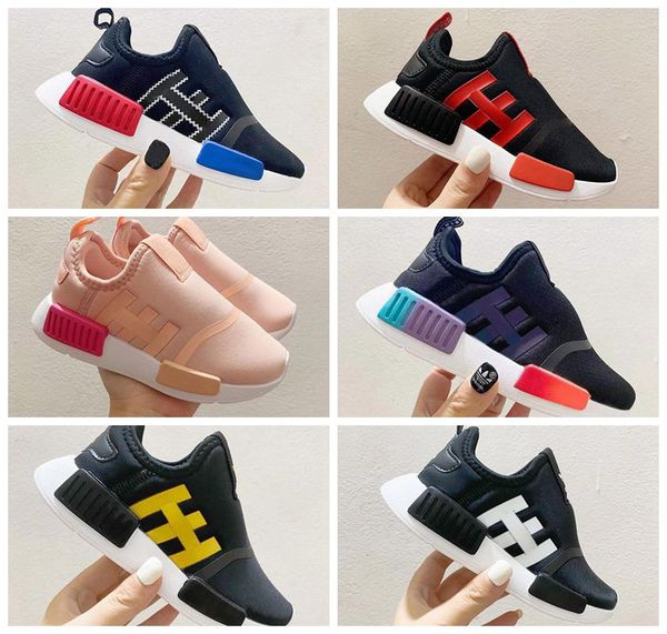 2022 girls youth designer kid shoes toddler school shoe boys casual red blue green originals brand kids sport track child running outdoor sn, Black
2022 girls youth designer kid shoes toddler school shoe boys casual red blue green originals brand kids sport track child running outdoor sn, Black