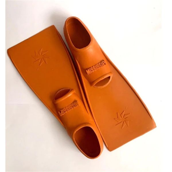 adjustable swimming fins snorkel foot flippers diving fins beginner water sports equipment portable diving flippers child cx220318
adjustable swimming fins snorkel foot flippers diving fins beginner water sports equipment portable diving flippers child cx220318