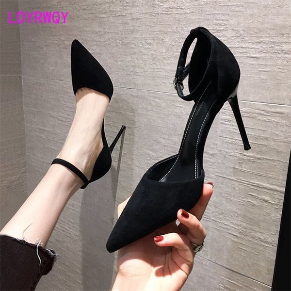 spring and autumn high heel women versatile thin professional l pointed black buckle strap single shoe 220326
spring and autumn high heel women versatile thin professional l pointed black buckle strap single shoe 220326