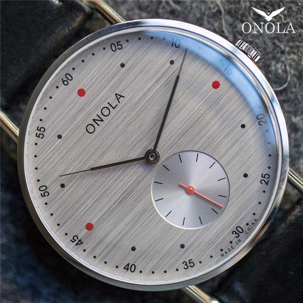 onola simple ultrathin quartz watch men classic luxury brand leather/nylon male watch casual dress waterproof relogio masculino223q, Slivery;brown
onola simple ultrathin quartz watch men classic luxury brand leather/nylon male watch casual dress waterproof relogio masculino223q, Slivery;brown