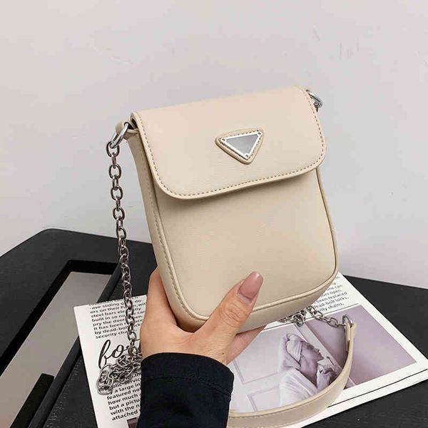 2022 factory wholesale new mini bag new fashion summer inverted triangle mobile phone small change single shoulder messenger leisure foreign
2022 factory wholesale new mini bag new fashion summer inverted triangle mobile phone small change single shoulder messenger leisure foreign