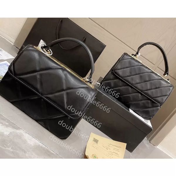 luxury designer crossbody bags purse wholesale price genuine leather bag shoulder flap handbag with small and big lattice diamond size 25cm
luxury designer crossbody bags purse wholesale price genuine leather bag shoulder flap handbag with small and big lattice diamond size 25cm