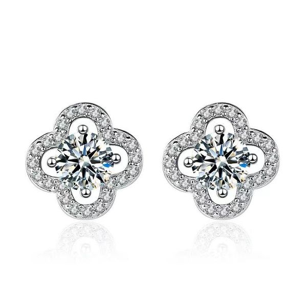 stud trendy s925 silver 5mm moissanite clover earrings women 100% pass diamond d color flower gift, Golden;silver
stud trendy s925 silver 5mm moissanite clover earrings women 100% pass diamond d color flower gift, Golden;silver