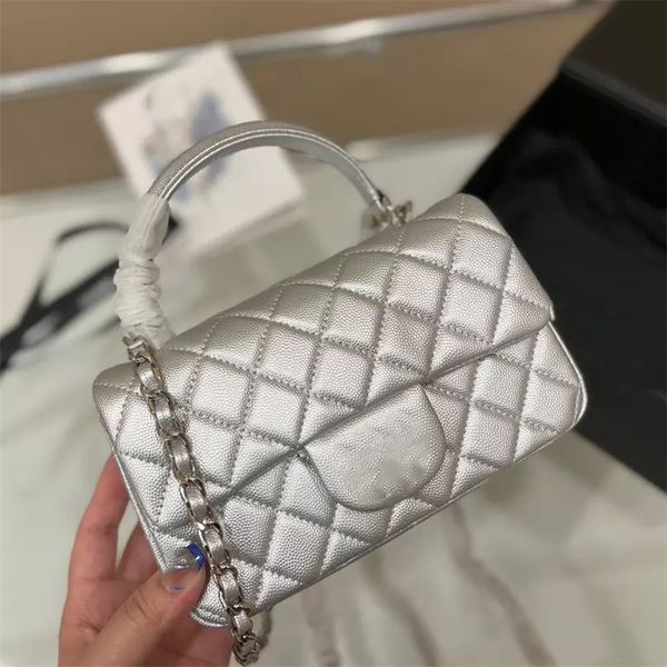 y59s hand flap bag classic caviar grain cowhide leather quilted plaid weave chain gold hardware shoulder messenger bag luxury designer ladie
y59s hand flap bag classic caviar grain cowhide leather quilted plaid weave chain gold hardware shoulder messenger bag luxury designer ladie