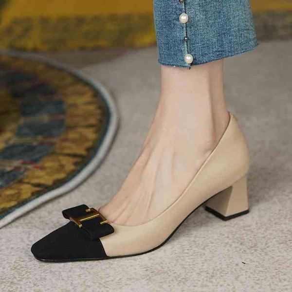 sandals xiaoxiangfeng shallow mouth square head thick heel shoes autumn korean bow metal full leather color matching single h5hs, Black
sandals xiaoxiangfeng shallow mouth square head thick heel shoes autumn korean bow metal full leather color matching single h5hs, Black