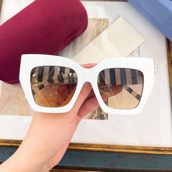 sunglasses luxury designer gentle sun glasses for men and woman vintage fashion uv400 women sunglasses with box, White;black
sunglasses luxury designer gentle sun glasses for men and woman vintage fashion uv400 women sunglasses with box, White;black