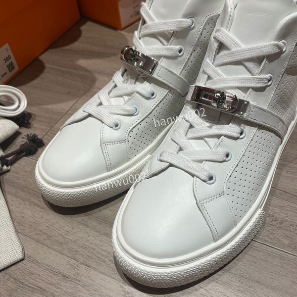 2022 fabric suede boots calfskin designer luxury men women casual shoes nylon reflective sneakers velvet size35-45 hx220301, Black
2022 fabric suede boots calfskin designer luxury men women casual shoes nylon reflective sneakers velvet size35-45 hx220301, Black