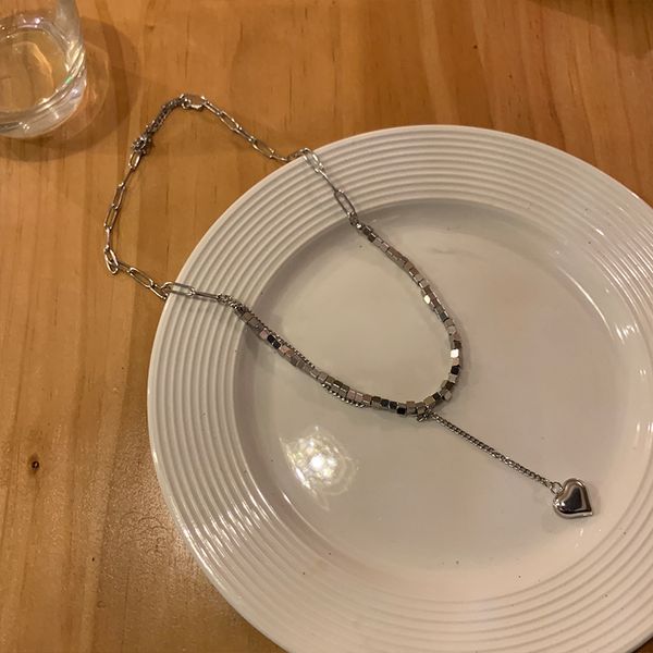 2022 classic love design pendant necklace small square splicing cold wind ladies jewelry hip hop punk send relatives and friends couples fad, Silver
2022 classic love design pendant necklace small square splicing cold wind ladies jewelry hip hop punk send relatives and friends couples fad, Silver