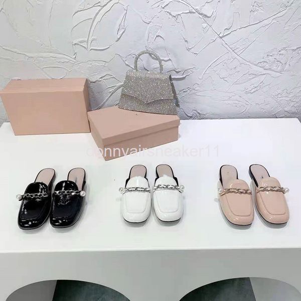 slippers autumn leather flat bottom pearl round head solid color simple baotou lazy half slippers muller women's shoes, Black
slippers autumn leather flat bottom pearl round head solid color simple baotou lazy half slippers muller women's shoes, Black