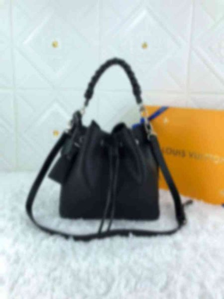 luxury m55800 bags women fashion shoulder tote holiday size gift all-match classic 25x25x20c handbag brand everyday clutches backpacks emol, Brown;gray
luxury m55800 bags women fashion shoulder tote holiday size gift all-match classic 25x25x20c handbag brand everyday clutches backpacks emol, Brown;gray