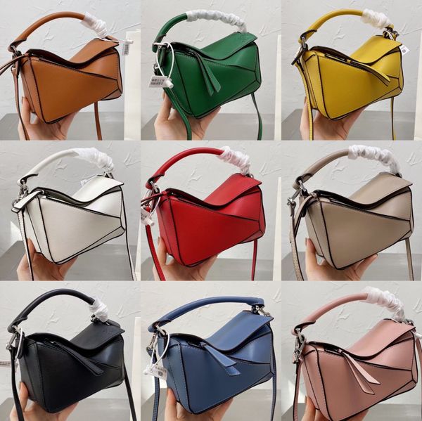 genuine leather classic shoulder bags purse holder wallet retro handbag women's mens coin cross body holders totes luxurys designer han
genuine leather classic shoulder bags purse holder wallet retro handbag women's mens coin cross body holders totes luxurys designer han