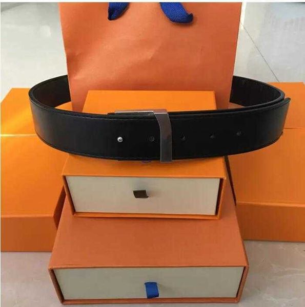 2022 15 color luxury designer belts men women belts of mens and women belt with fashion big buckle real leather high, Black;brown
2022 15 color luxury designer belts men women belts of mens and women belt with fashion big buckle real leather high, Black;brown